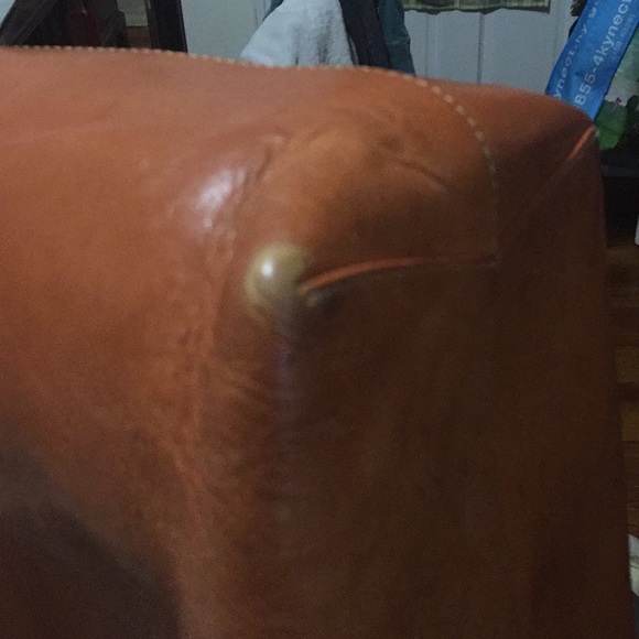 Large Mansur Gavriel bucket Bag *SOLD* - Picture 7 of 8